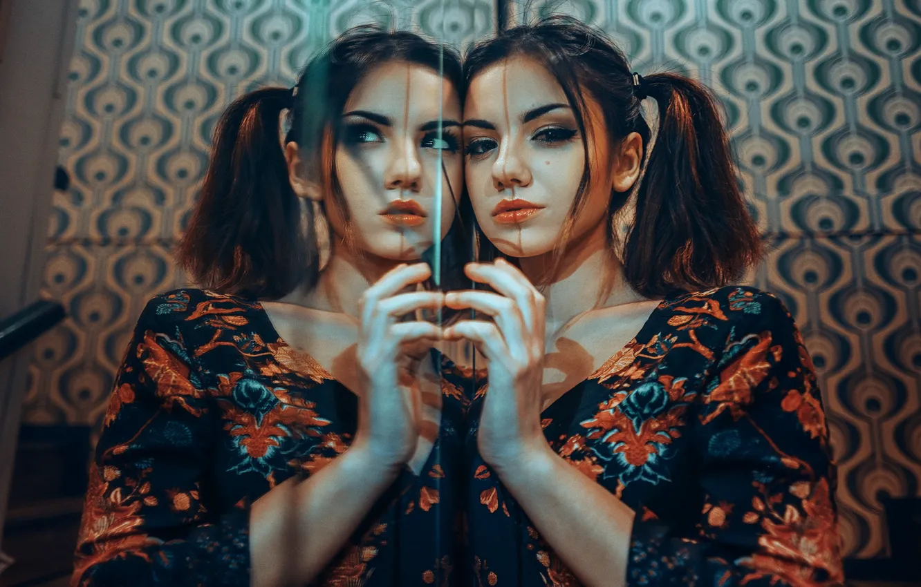 Photo wallpaper face, reflection, model, hair, makeup, beauty