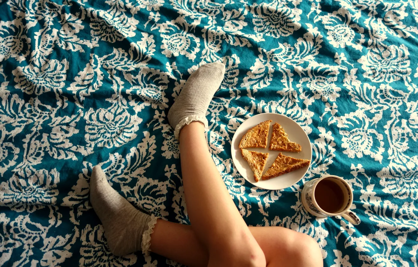 Photo wallpaper tea, pie, legs, socks