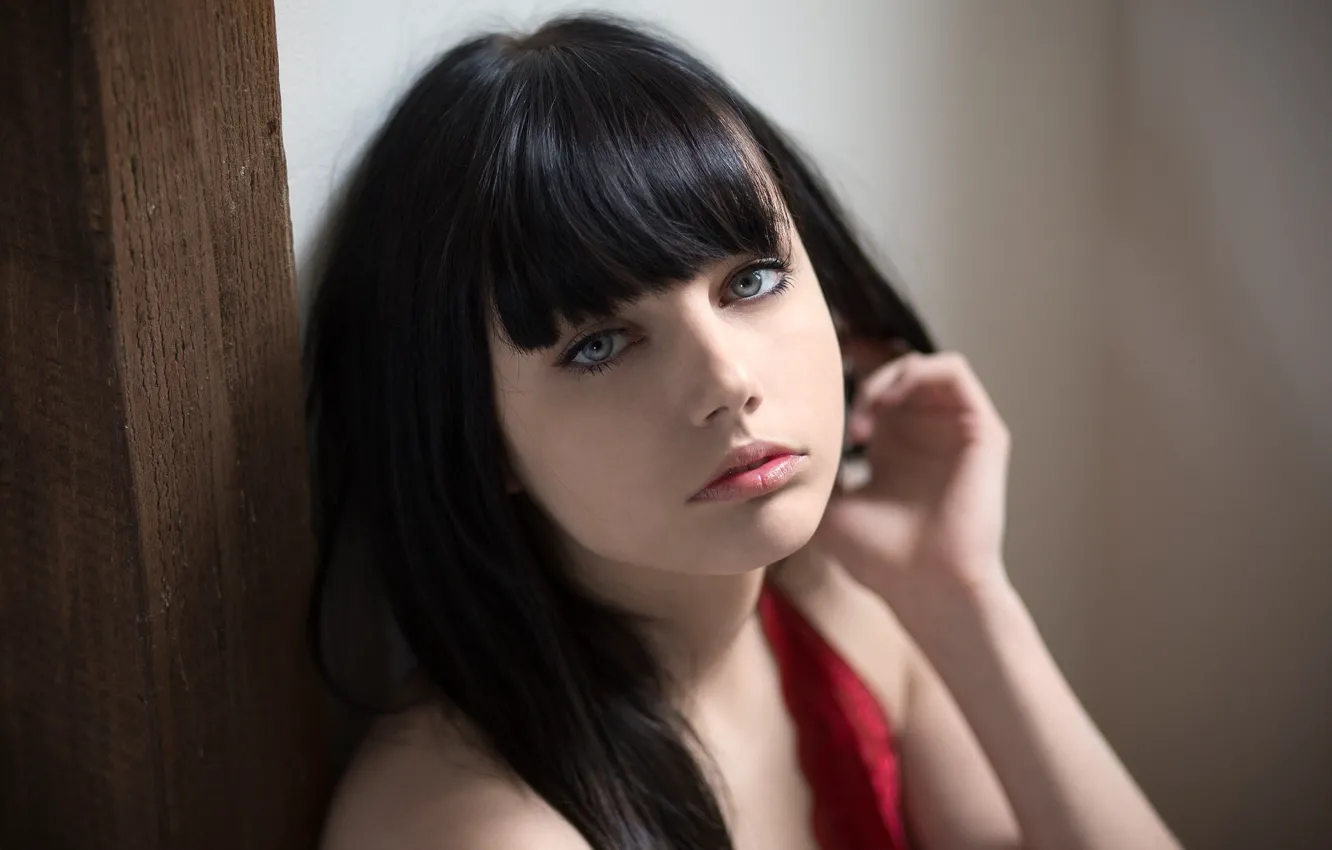 Photo wallpaper look, pose, model, portrait, hands, makeup, brunette, hairstyle