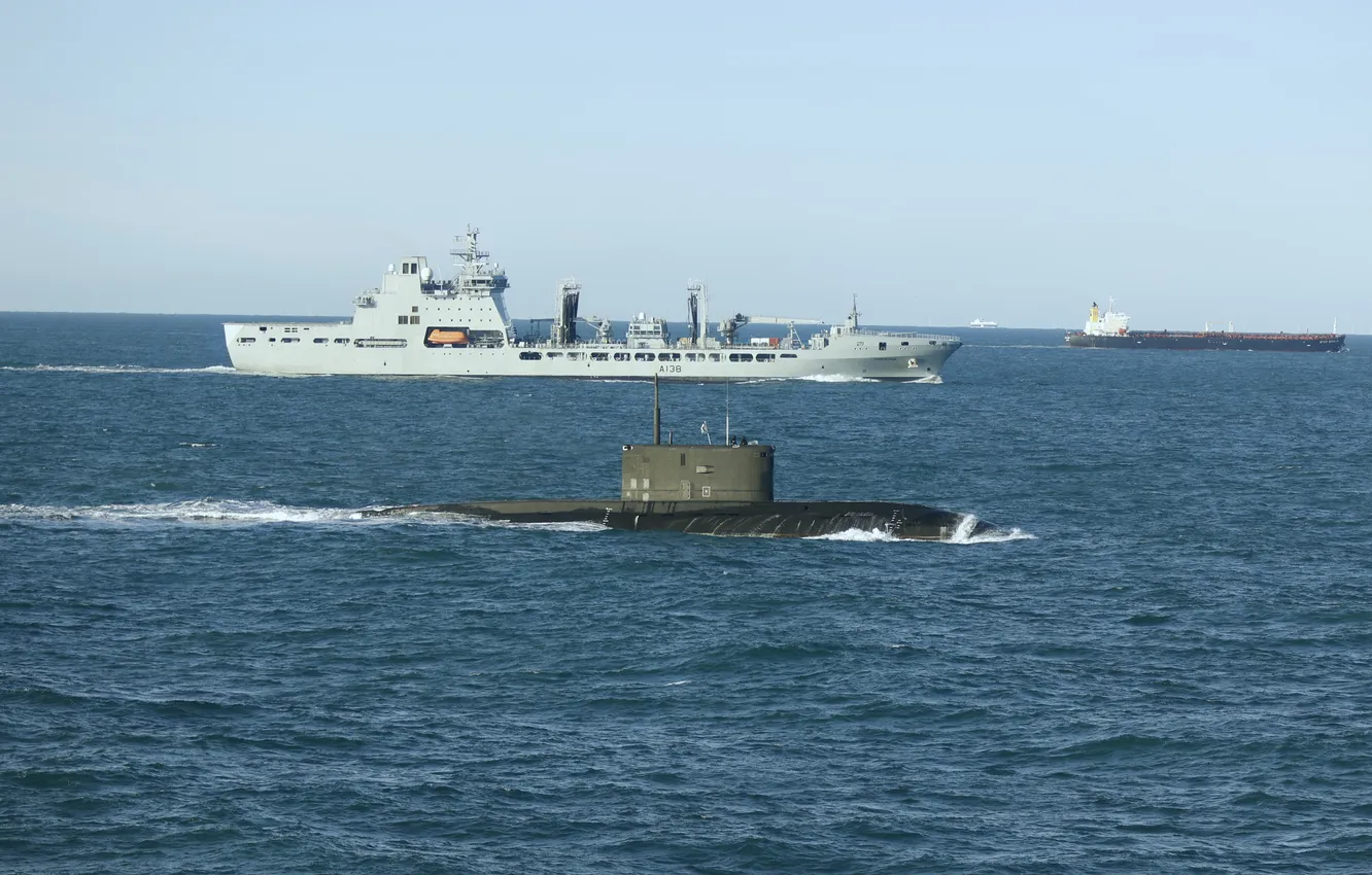 Photo wallpaper submarine, Diesel-electric, tanker RFA Tidesurge, Novorossiysk of project 636.3