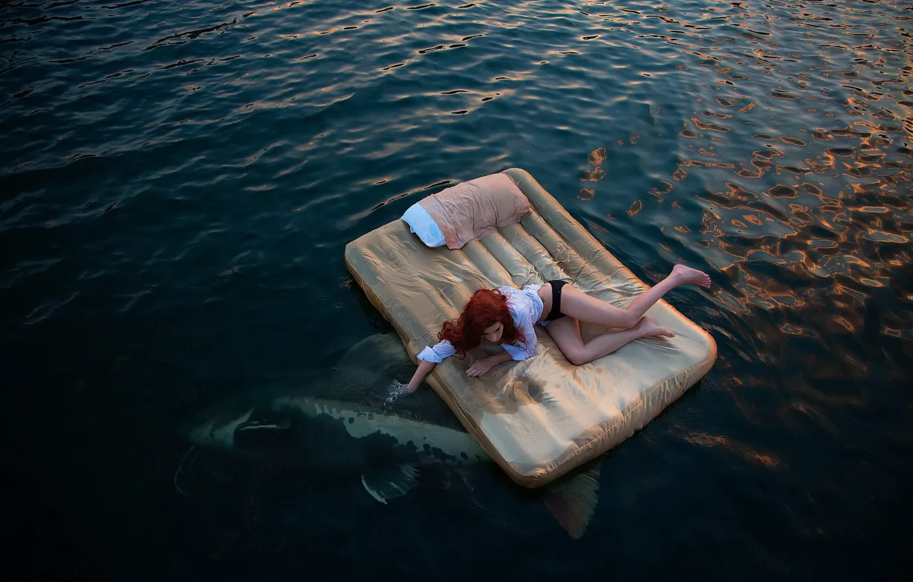 Photo wallpaper sea, girl, fish