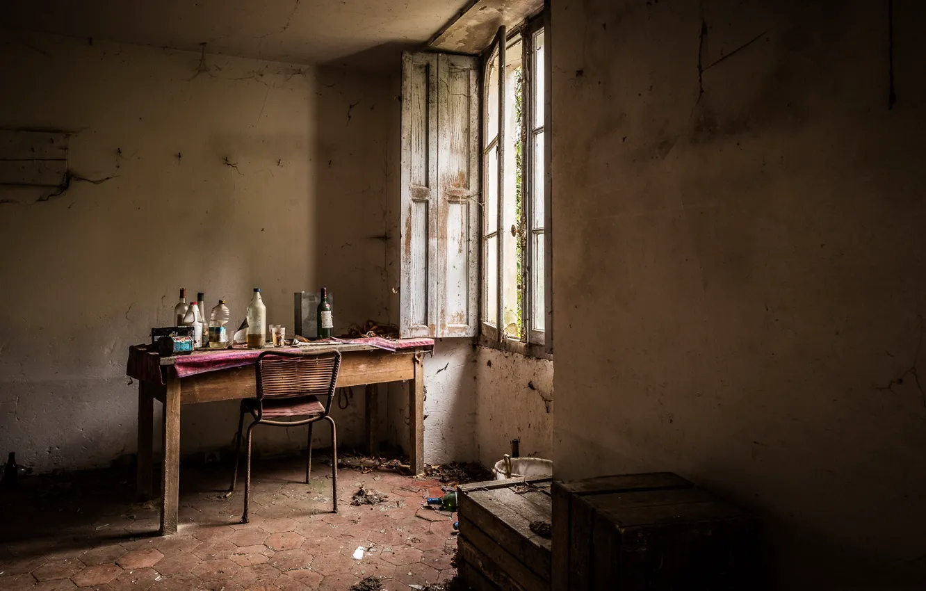 Photo wallpaper table, bottle, window