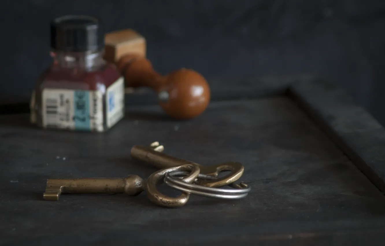 Photo wallpaper table, key, Bank, still life