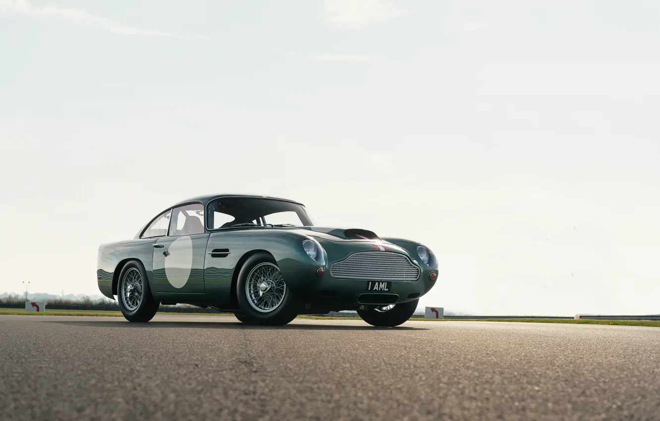 Photo wallpaper chrome, Classic, Silverstone Circuit, Aston Martin, 2018, DB4, 1958, Aston Martin DB4 GT Continuation