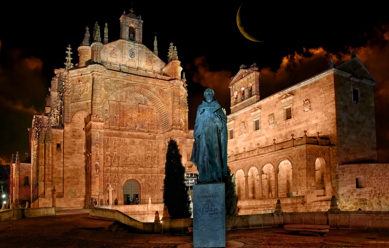 Photo wallpaper night, lights, the moon, area, monument, Spain, Salamanca, convent de San Esteban