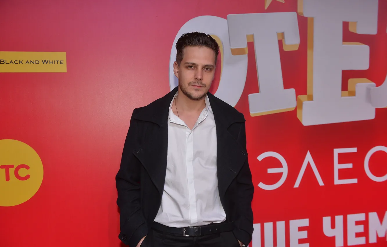 Photo wallpaper actor, male, Milos Bikovich