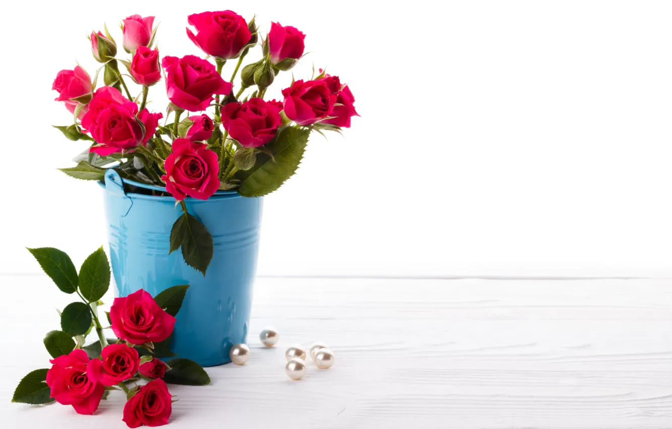 Photo wallpaper red, roses, bouquet, bucket