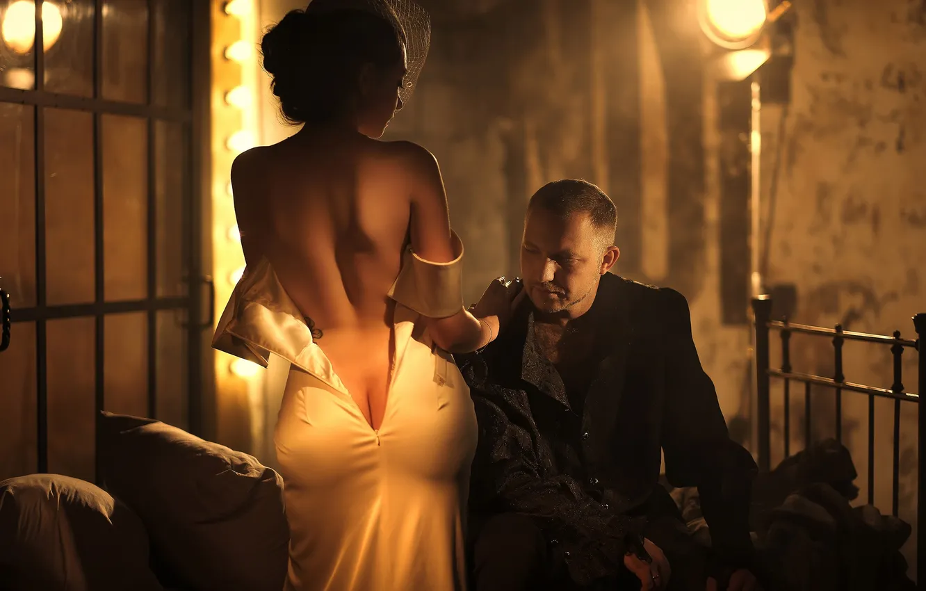 Photo wallpaper girl, pose, back, bed, the situation, figure, dress, male