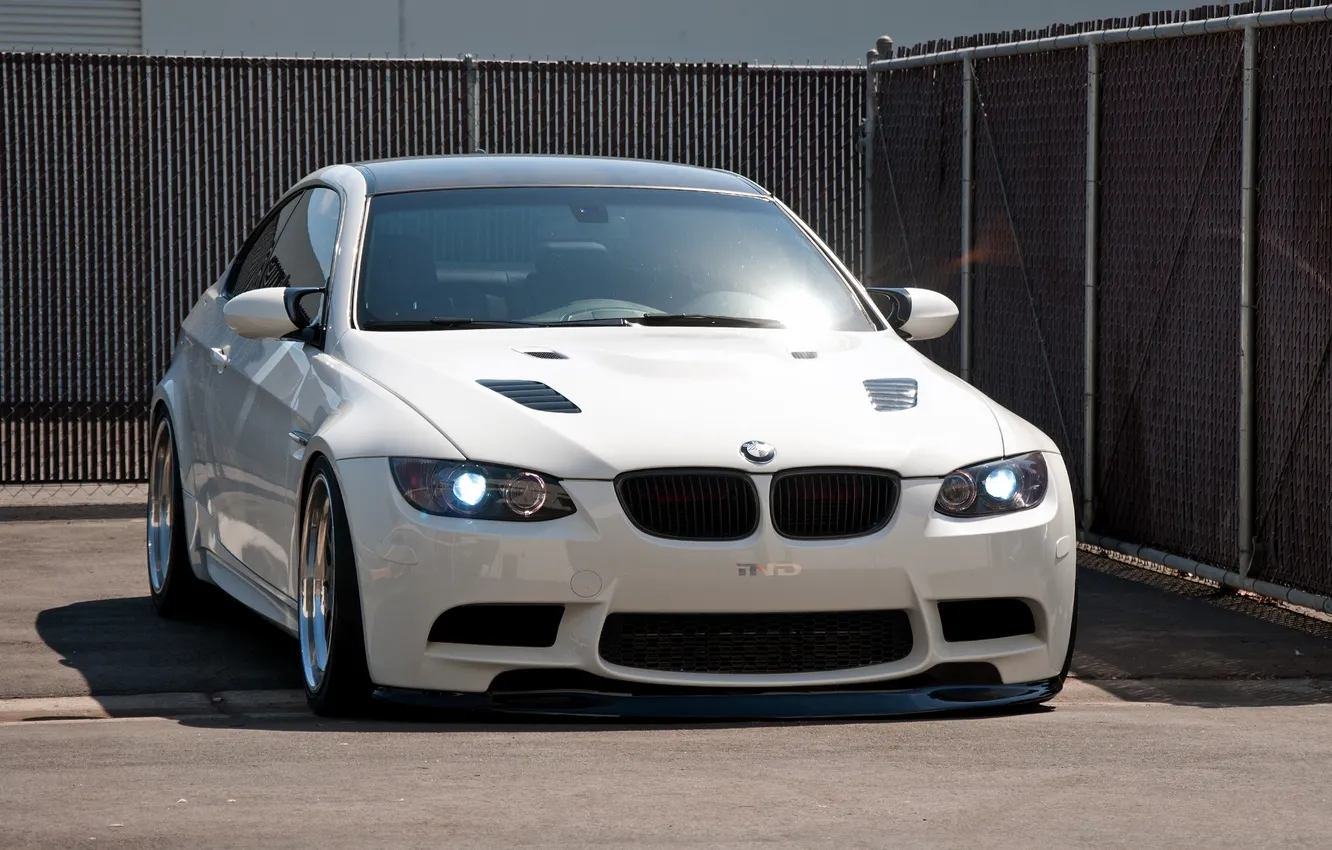Photo wallpaper white, bmw, BMW, shadow, the fence, white, Blik, windshield