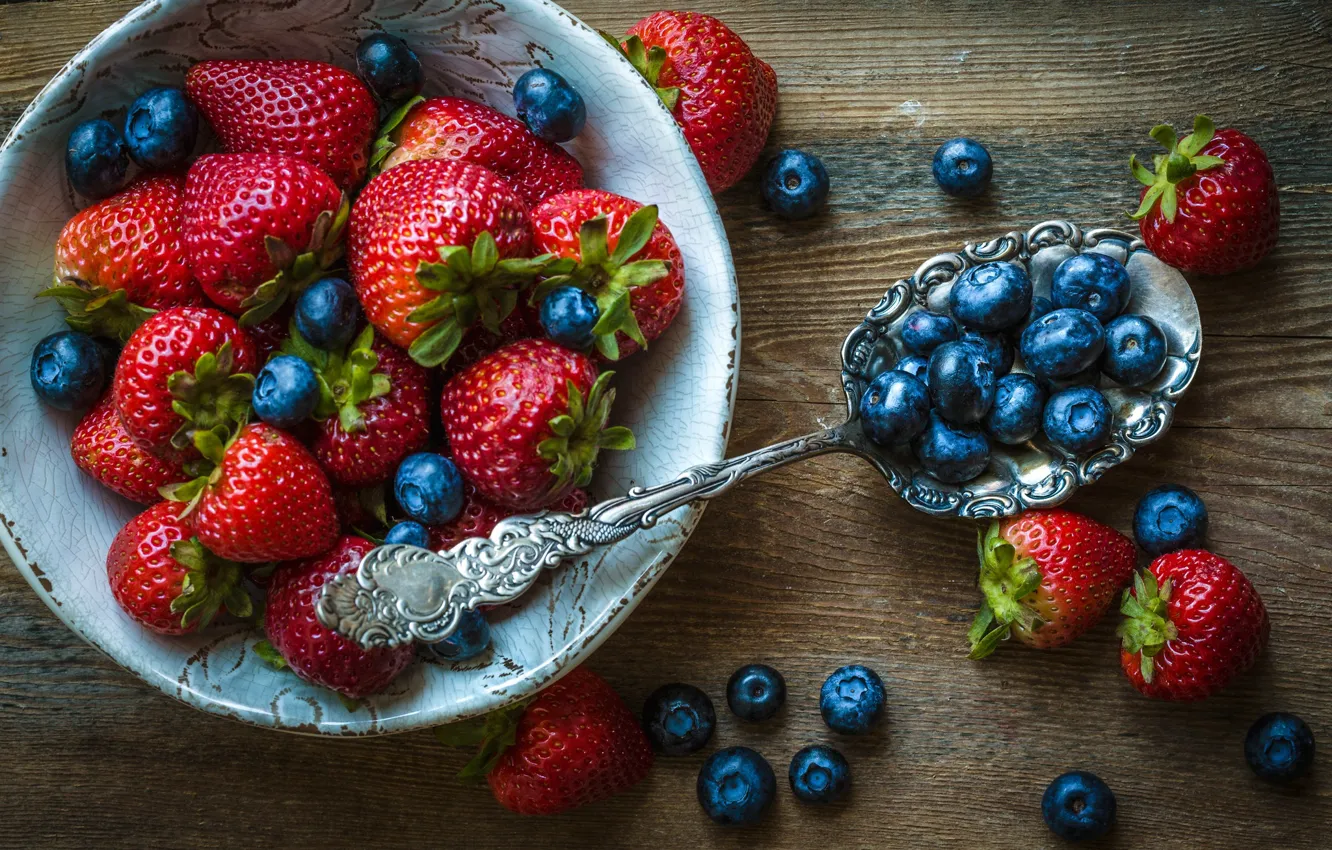 Photo wallpaper berries, strawberry, spoon, blueberries