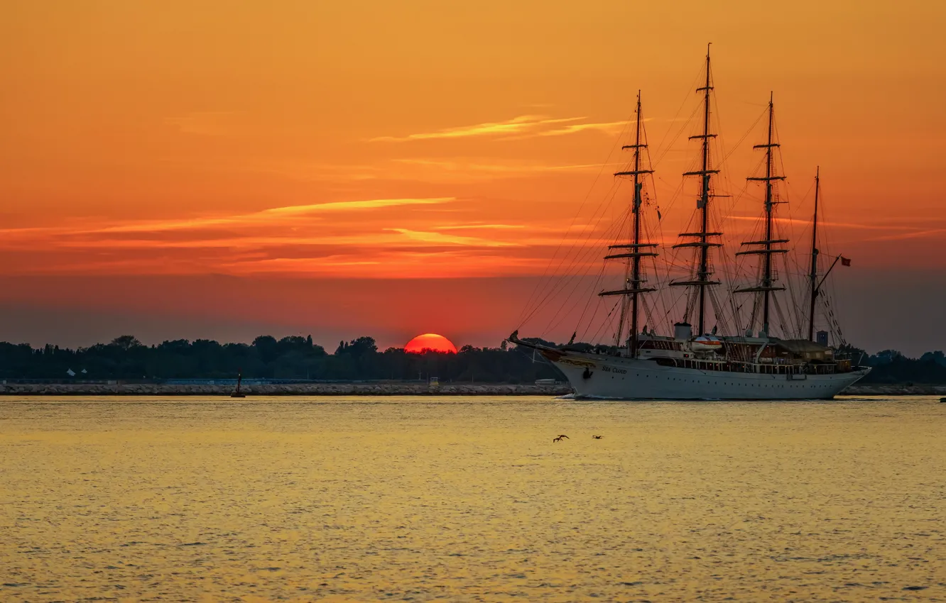 Photo wallpaper sunset, sailboat, Italy, Italy, Venetian Lagoon, Venetian lagoon