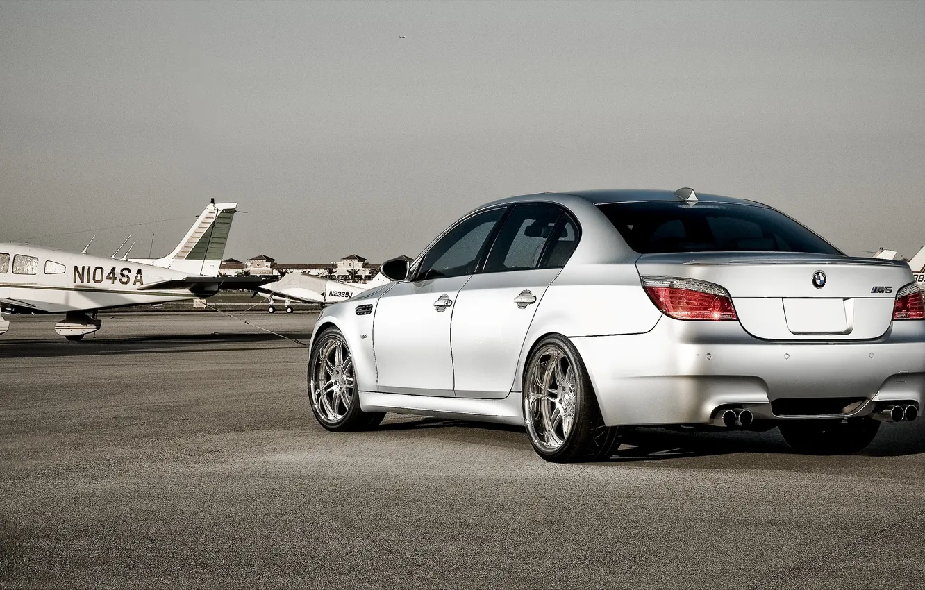 Photo wallpaper the sky, BMW, silver, BMW, the plane, the rear part, silvery, runway
