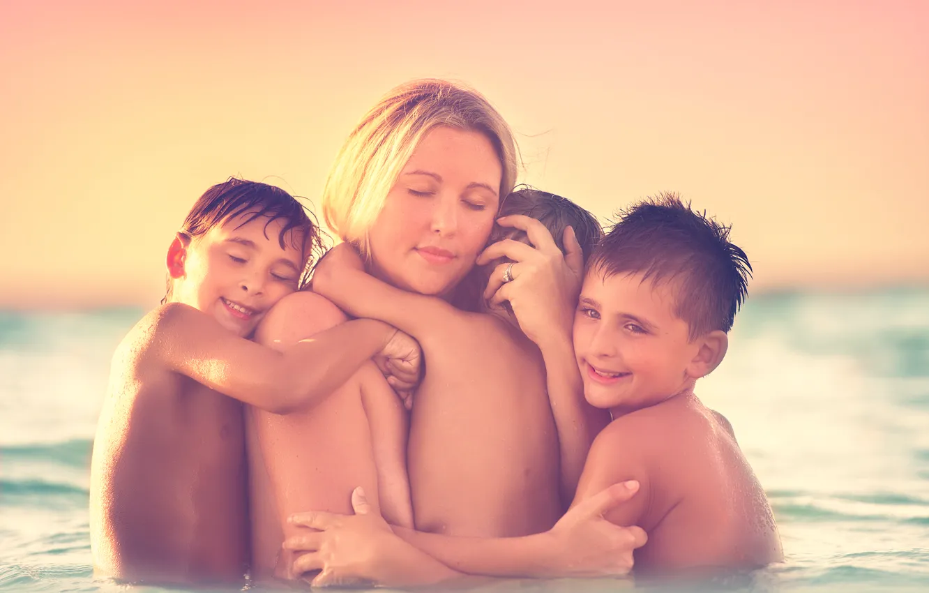 Photo wallpaper joy, happiness, children, mom, Meg Bitton