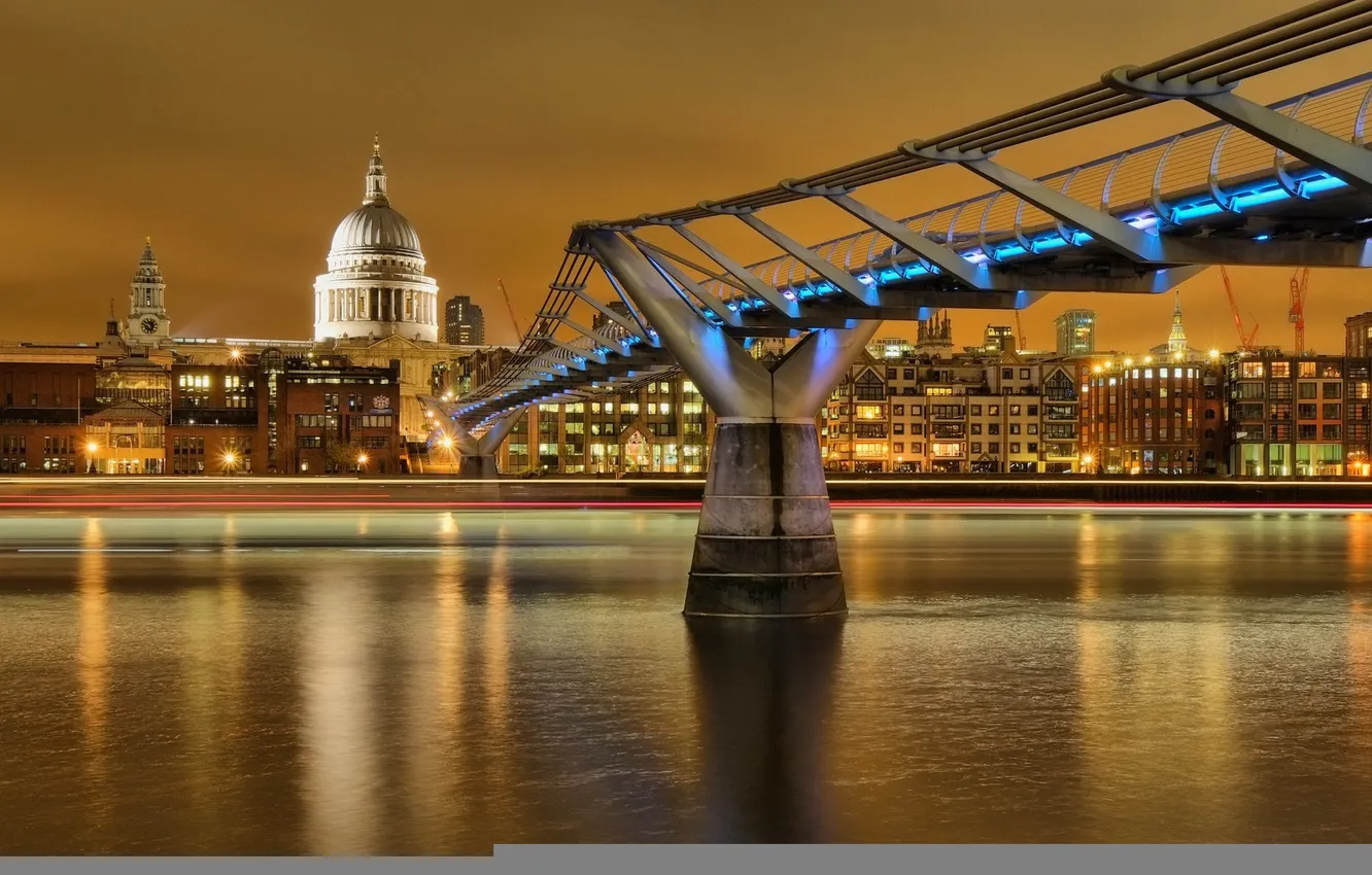 Photo wallpaper the sky, river, England, London, home, Thames, Millennium Bridge
