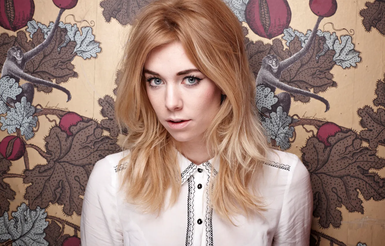 Photo wallpaper eyes, look, girl, face, photo, background, hair, actress