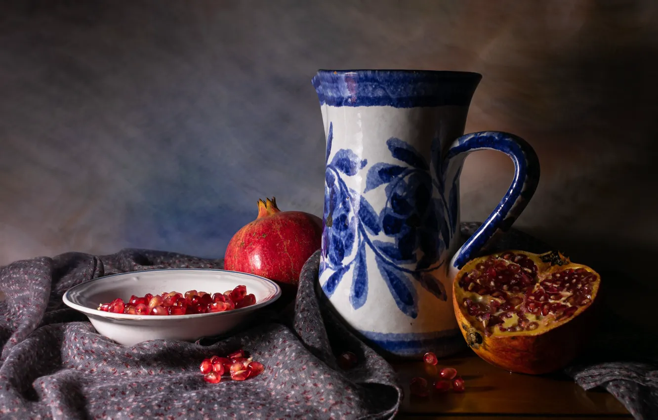 Photo wallpaper pitcher, still life, garnet