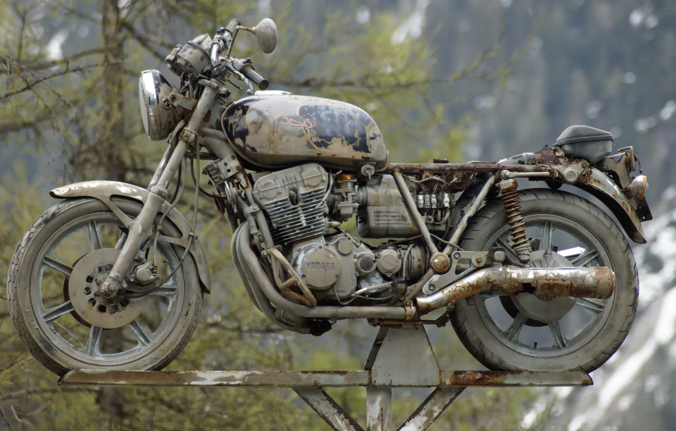 Photo wallpaper Yamaha, bike, old, cool, antique, restore