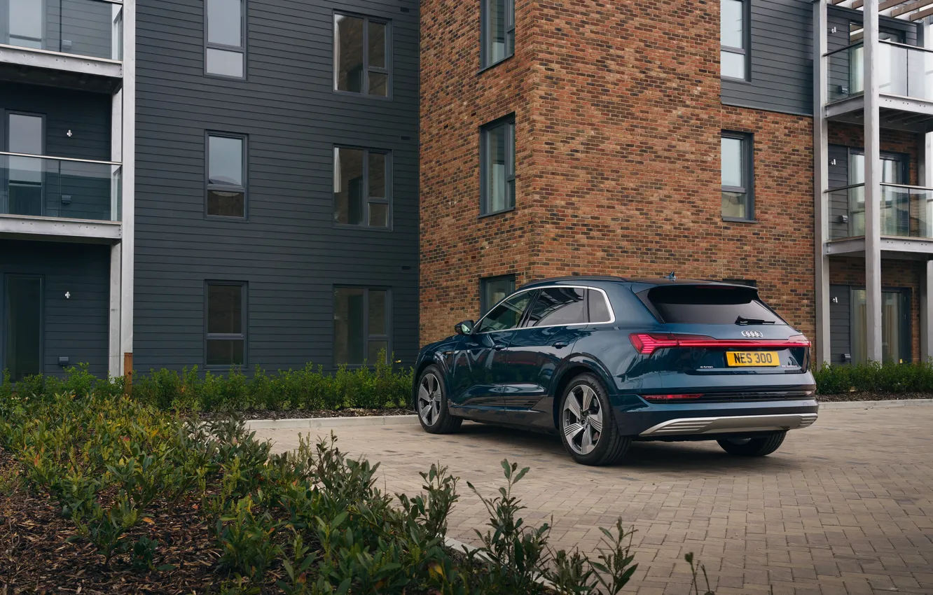 Photo wallpaper house, Audi, Parking, E-Tron, 2019, UK version