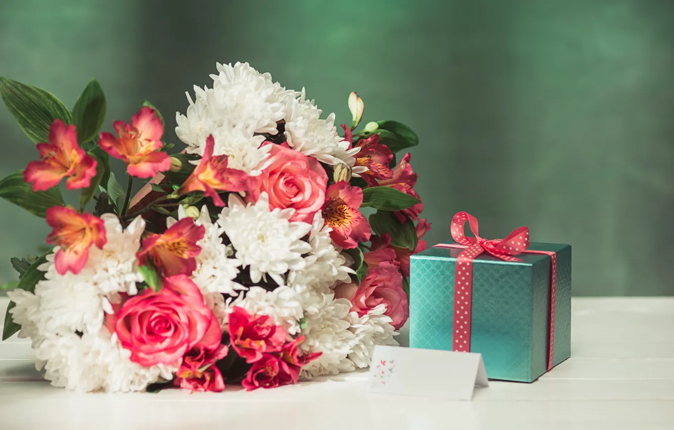 Photo wallpaper birthday, gift, bouquet