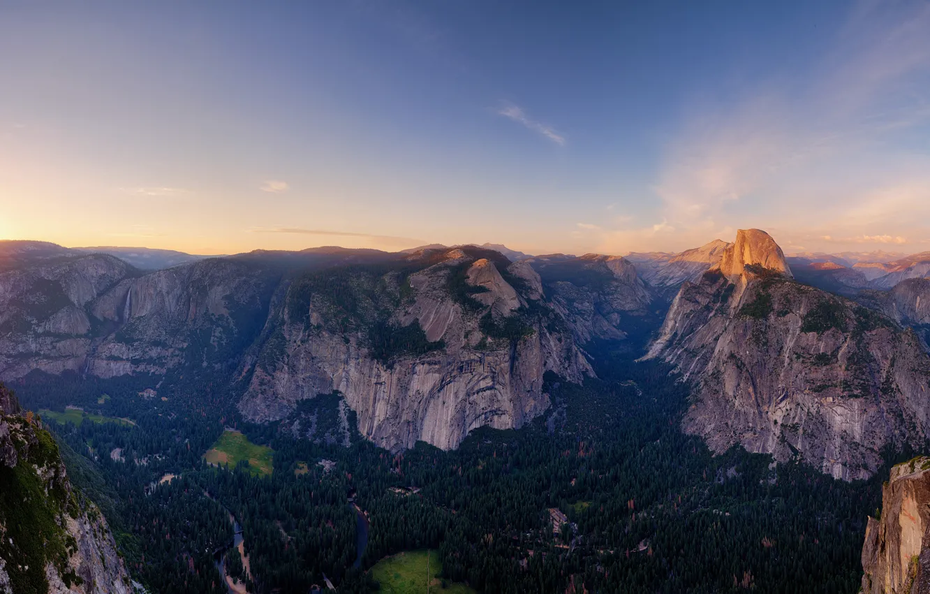 Photo wallpaper the sky, mountains, tops, height, panorama, USA, Yosemite, forest