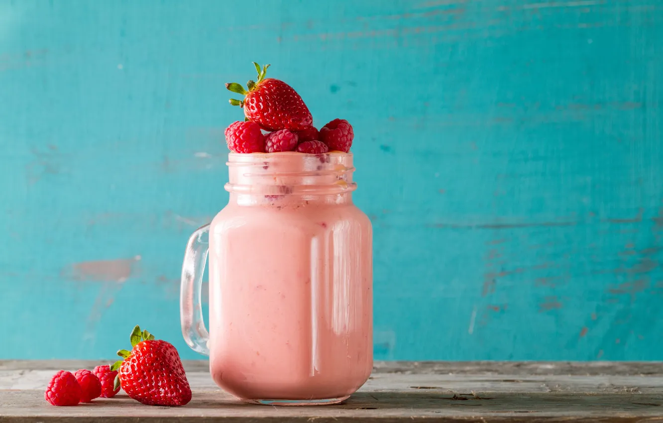 Photo wallpaper strawberry, drink, smoothies with yogurt