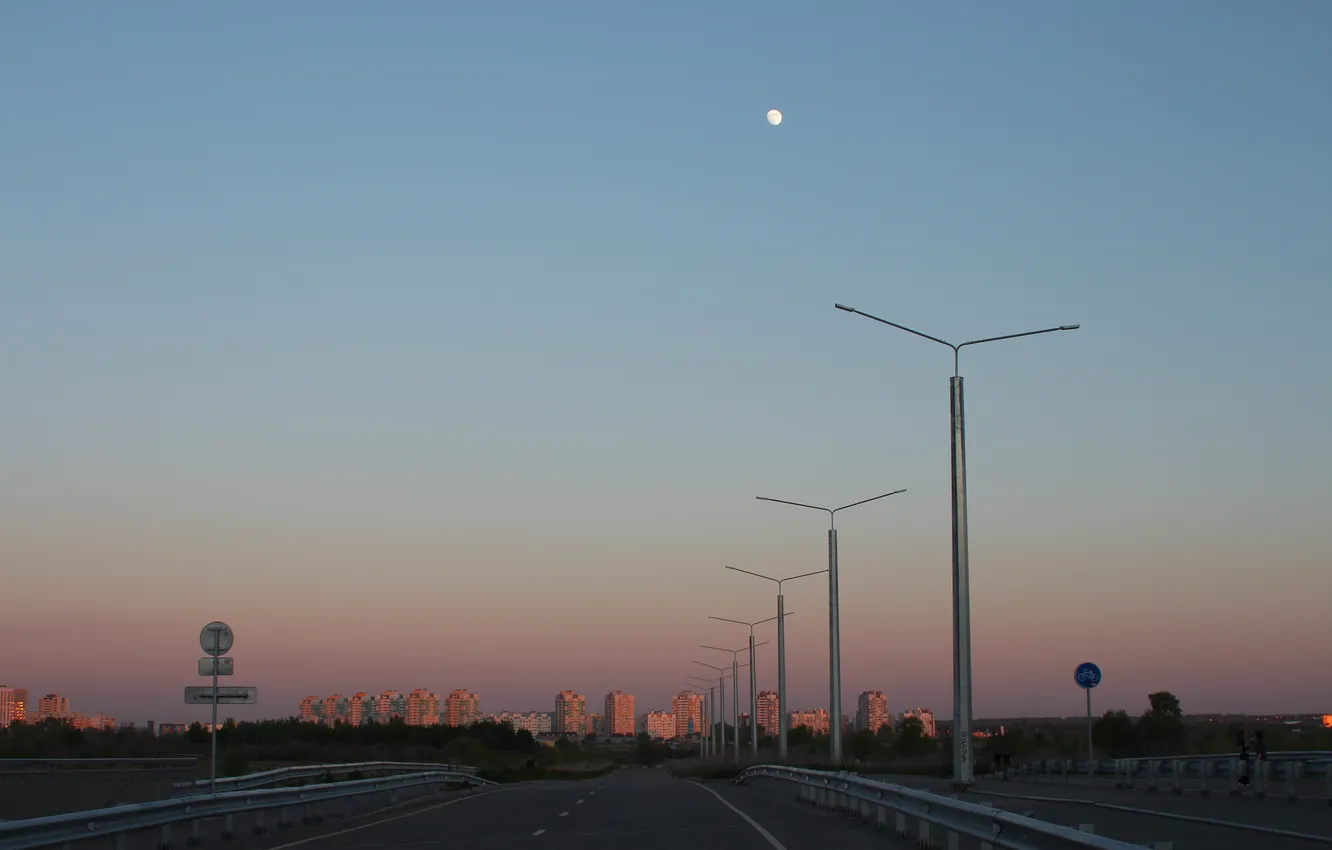 Photo wallpaper the sky, bridge, the moon, people, building, home, the evening, Russia