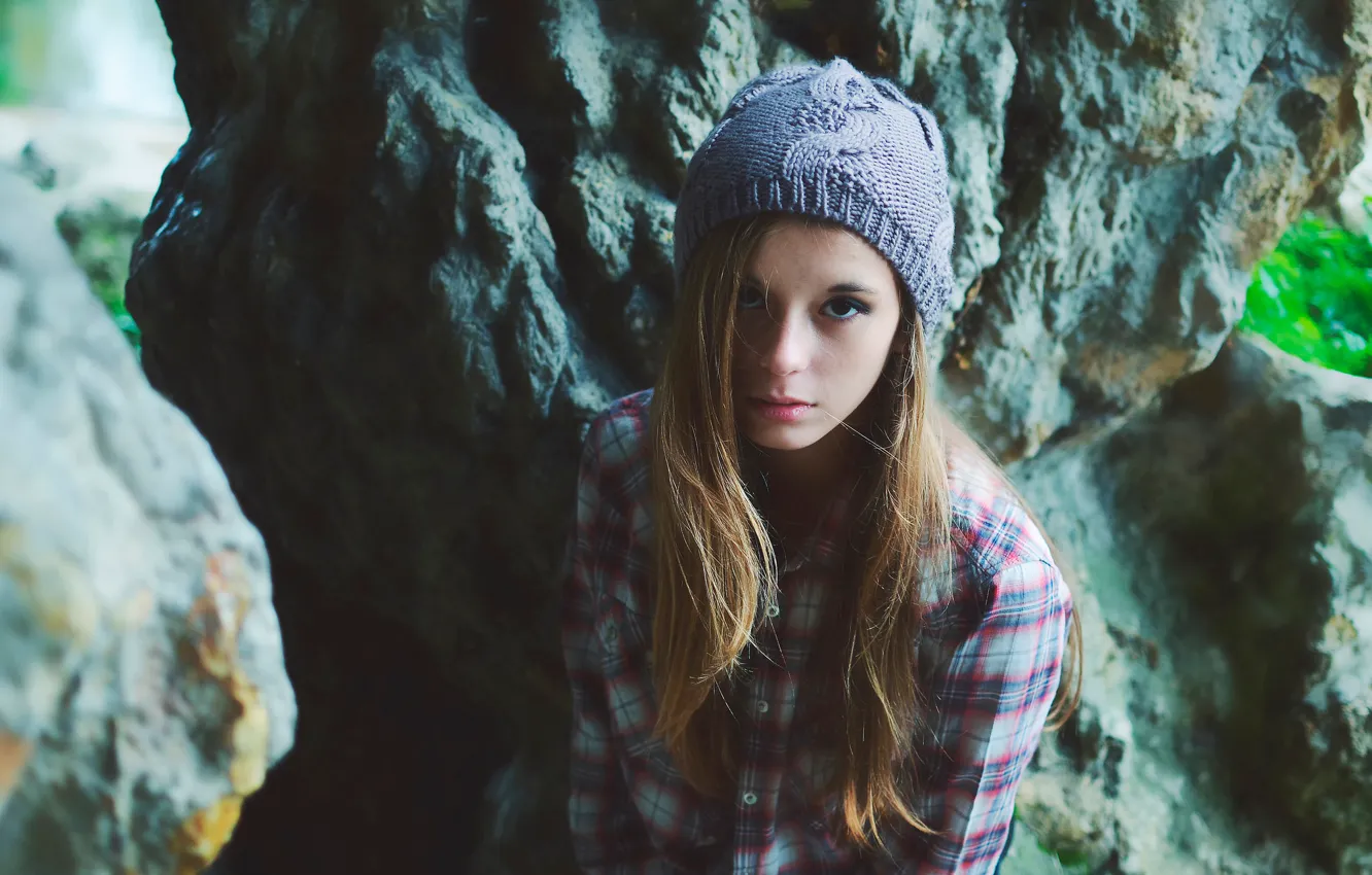 Photo wallpaper hat, hair, portrait, girl, shirt, teen