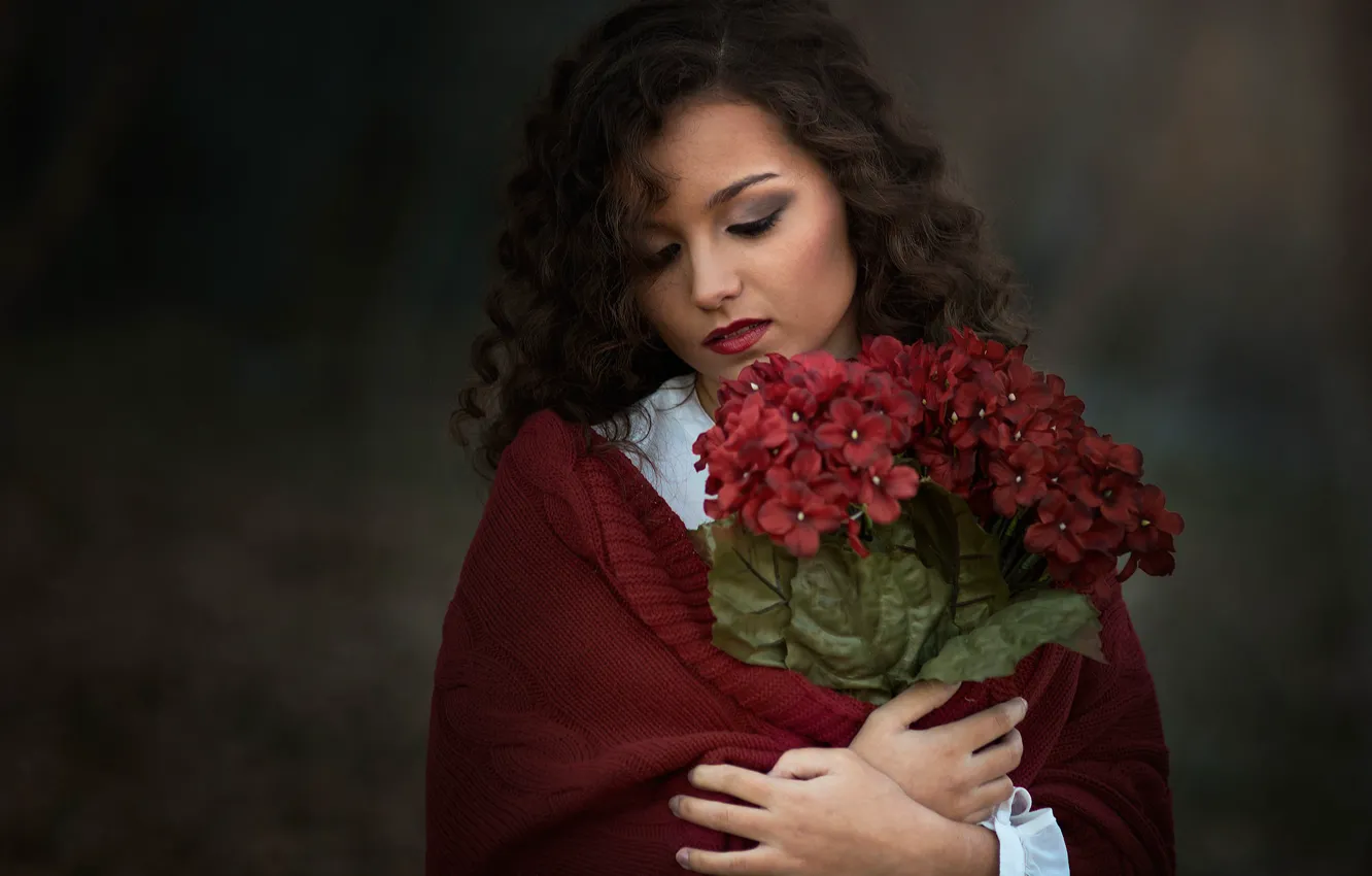 Photo wallpaper girl, flowers, background, mood, bouquet, makeup, curls