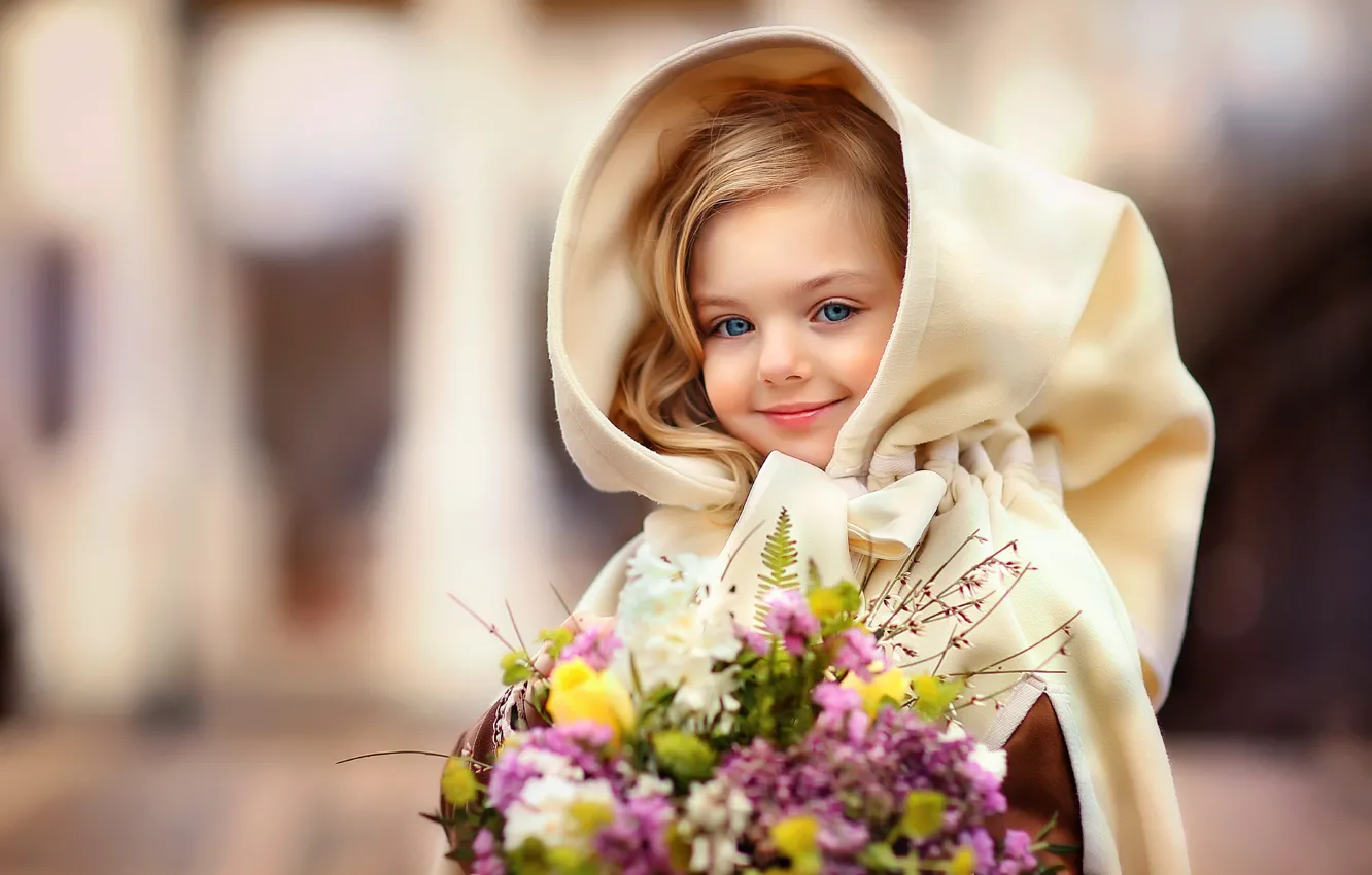 Photo wallpaper smile, bouquet, spring, hood, girl, child, lady, Oksana Mitina
