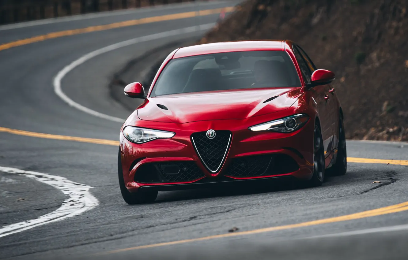 Photo wallpaper Red, Sedan, Italian, Alfa Romeo Giulia