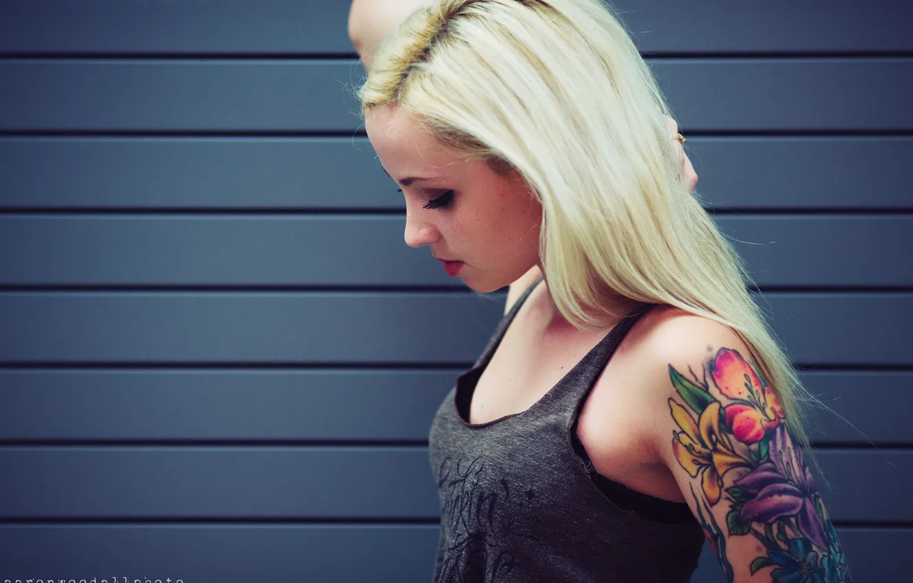 Photo wallpaper girl, tattoo, profile, photographer, Aaron Woodall