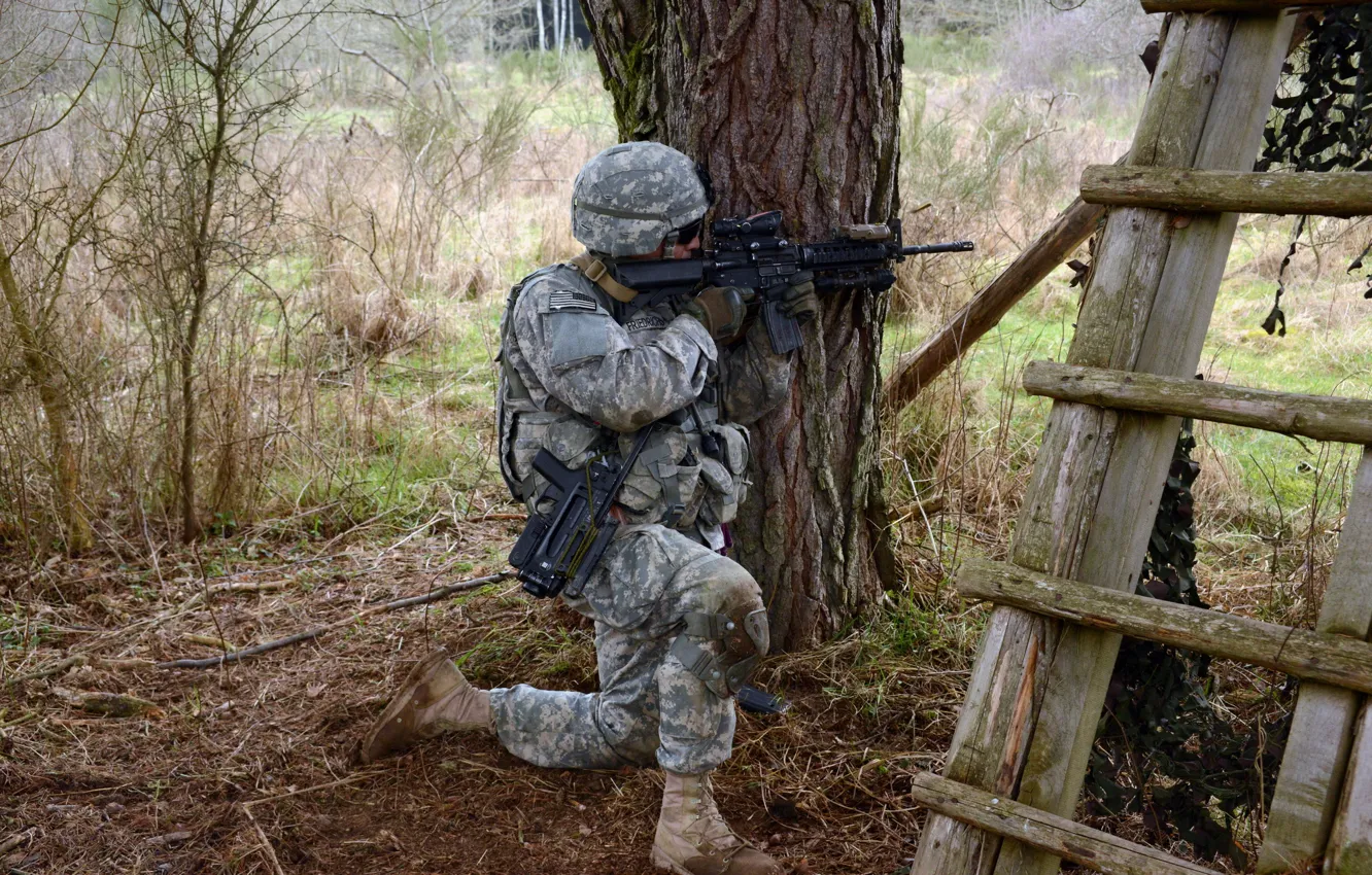 Photo wallpaper weapons, shot, soldiers