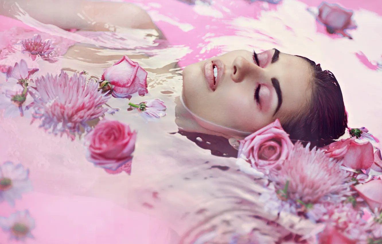 Photo wallpaper water, girl, flowers, face, roses, makeup, asters