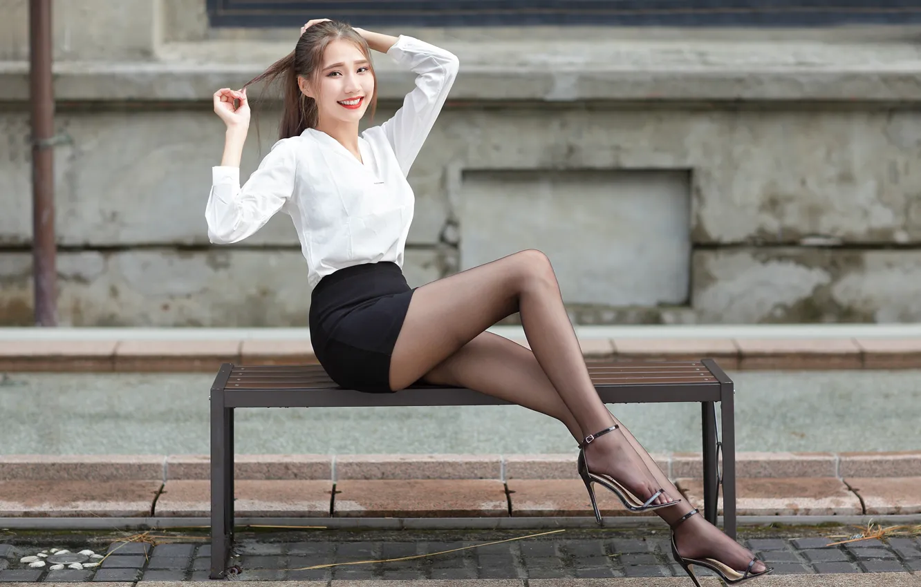 Photo wallpaper look, pose, street, model, skirt, portrait, makeup, figure