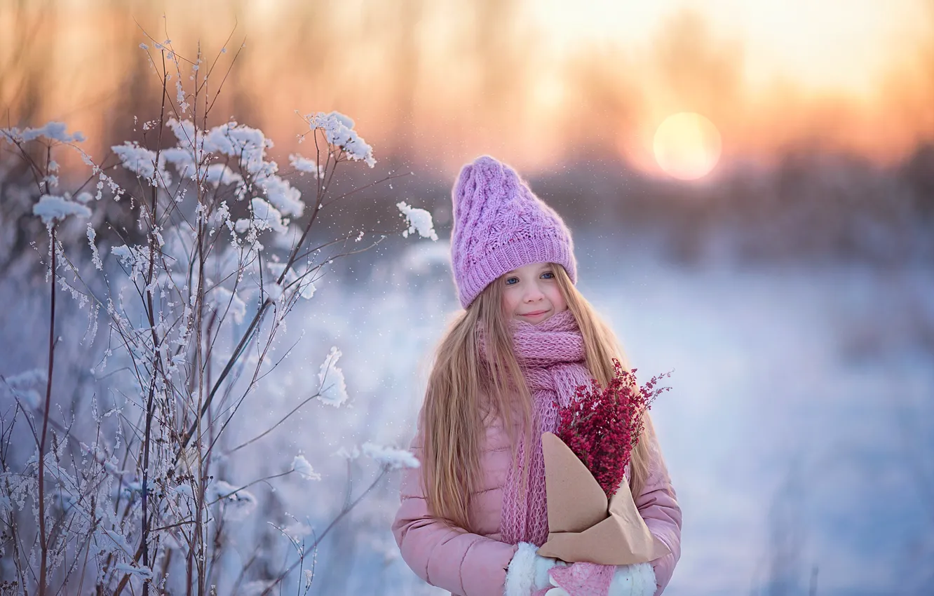Photo wallpaper winter, snow, smile, hat, girl