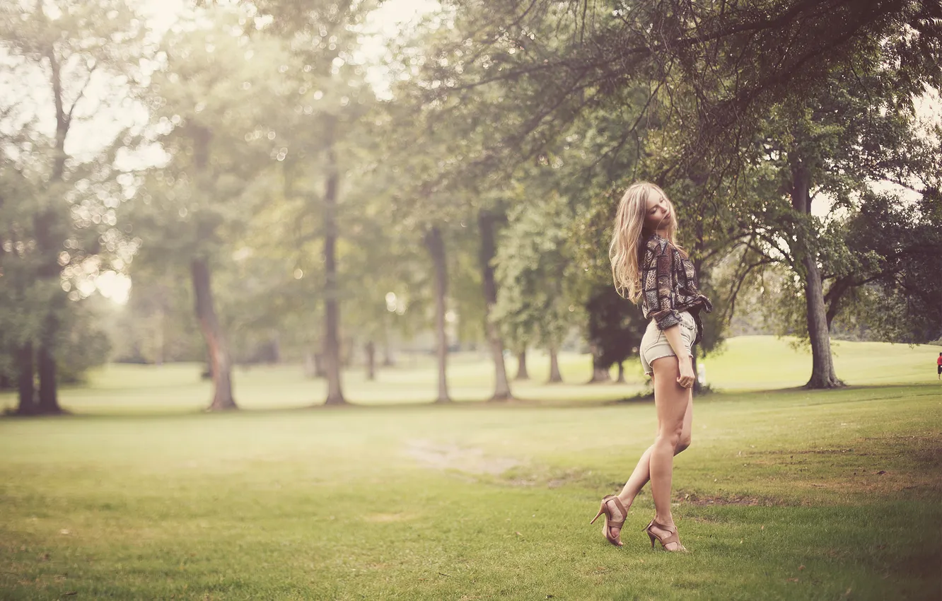 Photo wallpaper summer, grass, girl, pose, tree, shorts