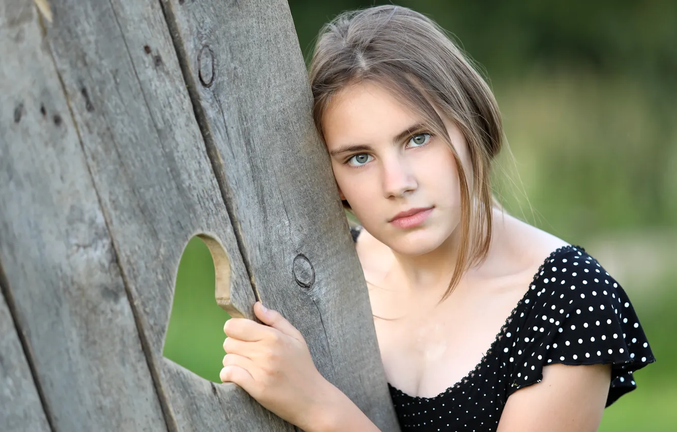 Photo wallpaper look, girl, the door