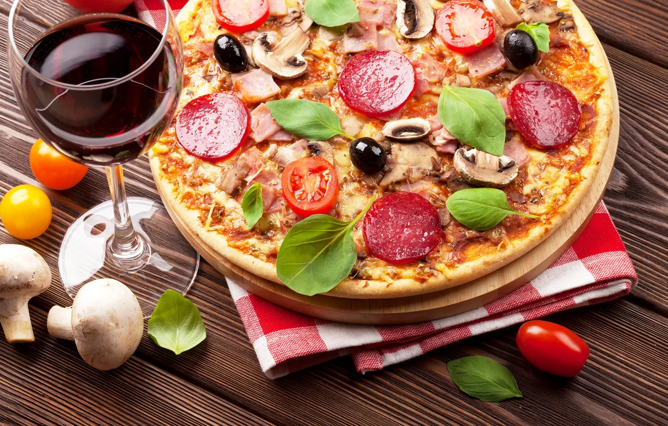 Photo wallpaper wine, mushrooms, cheese, pizza, tomatoes, sausage