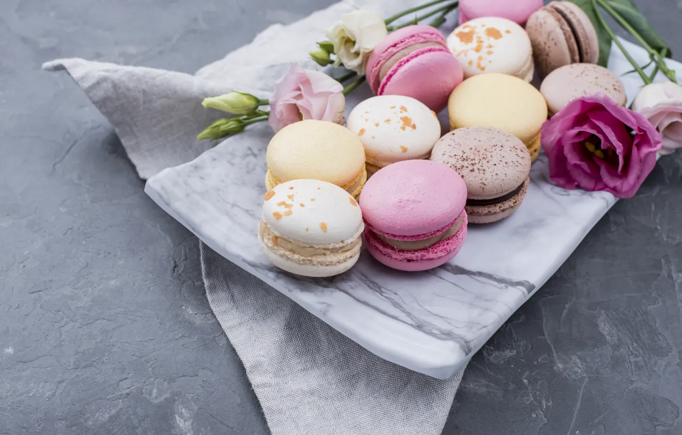 Photo wallpaper flowers, cookies, eustoma, Iryna Melnyk