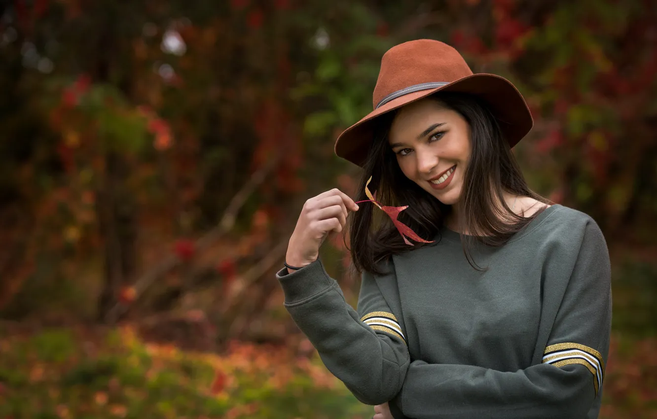 Photo wallpaper girl, smile, hat