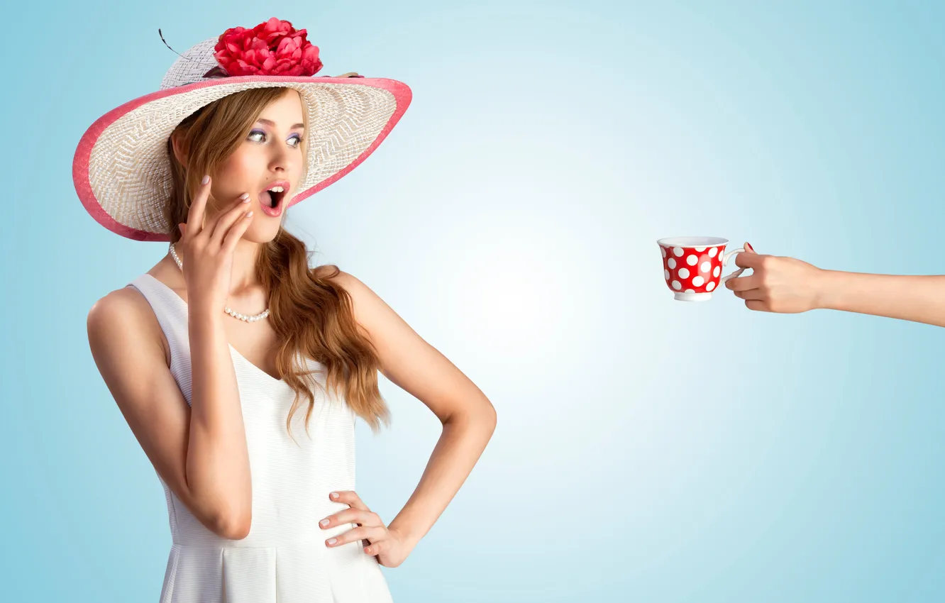 Photo wallpaper girl, surprise, makeup, Cup, girl, brown hair, brown hair, cup