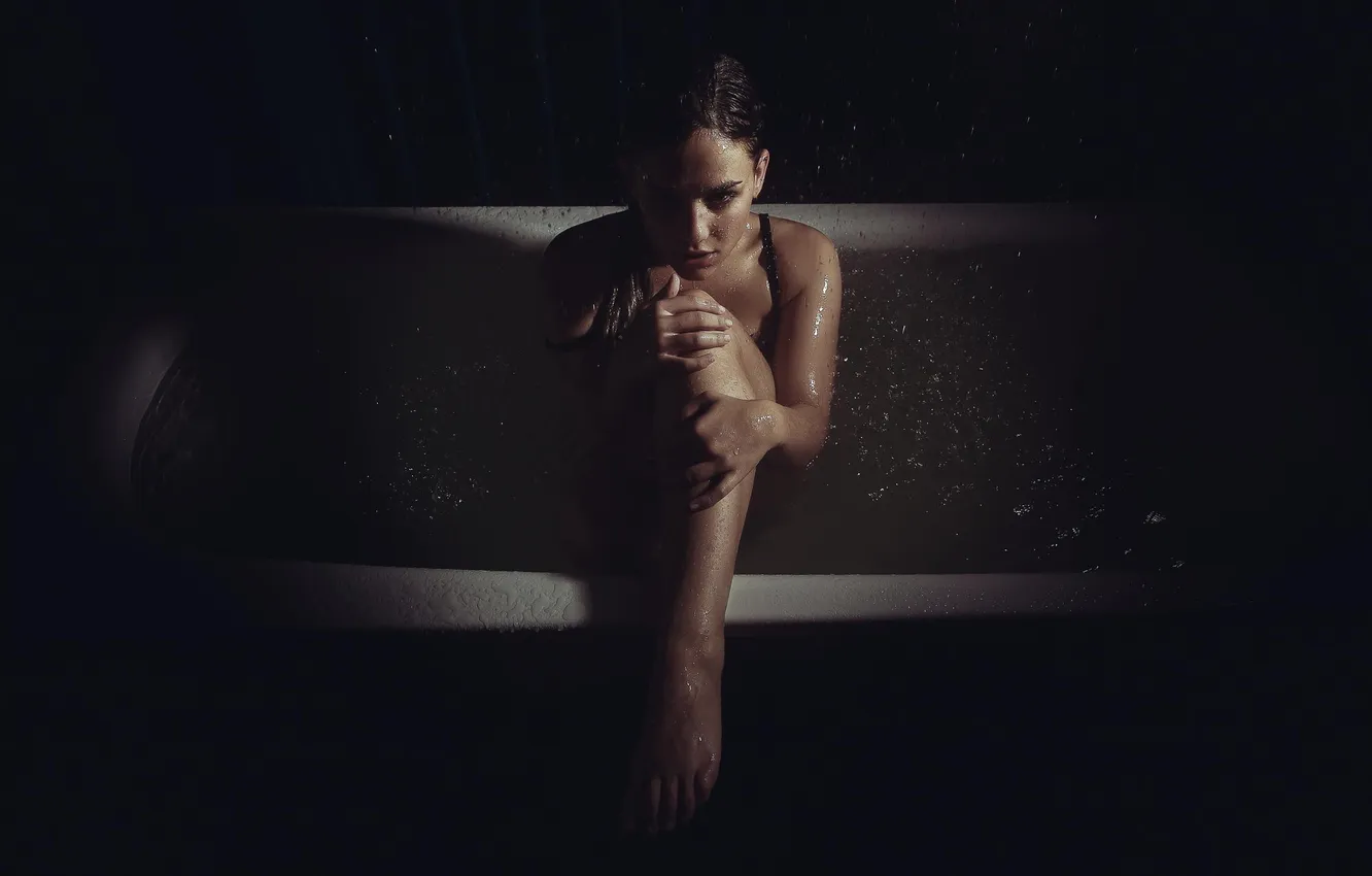 Photo wallpaper water, girl, drops, bath, Sarah Salomonsen