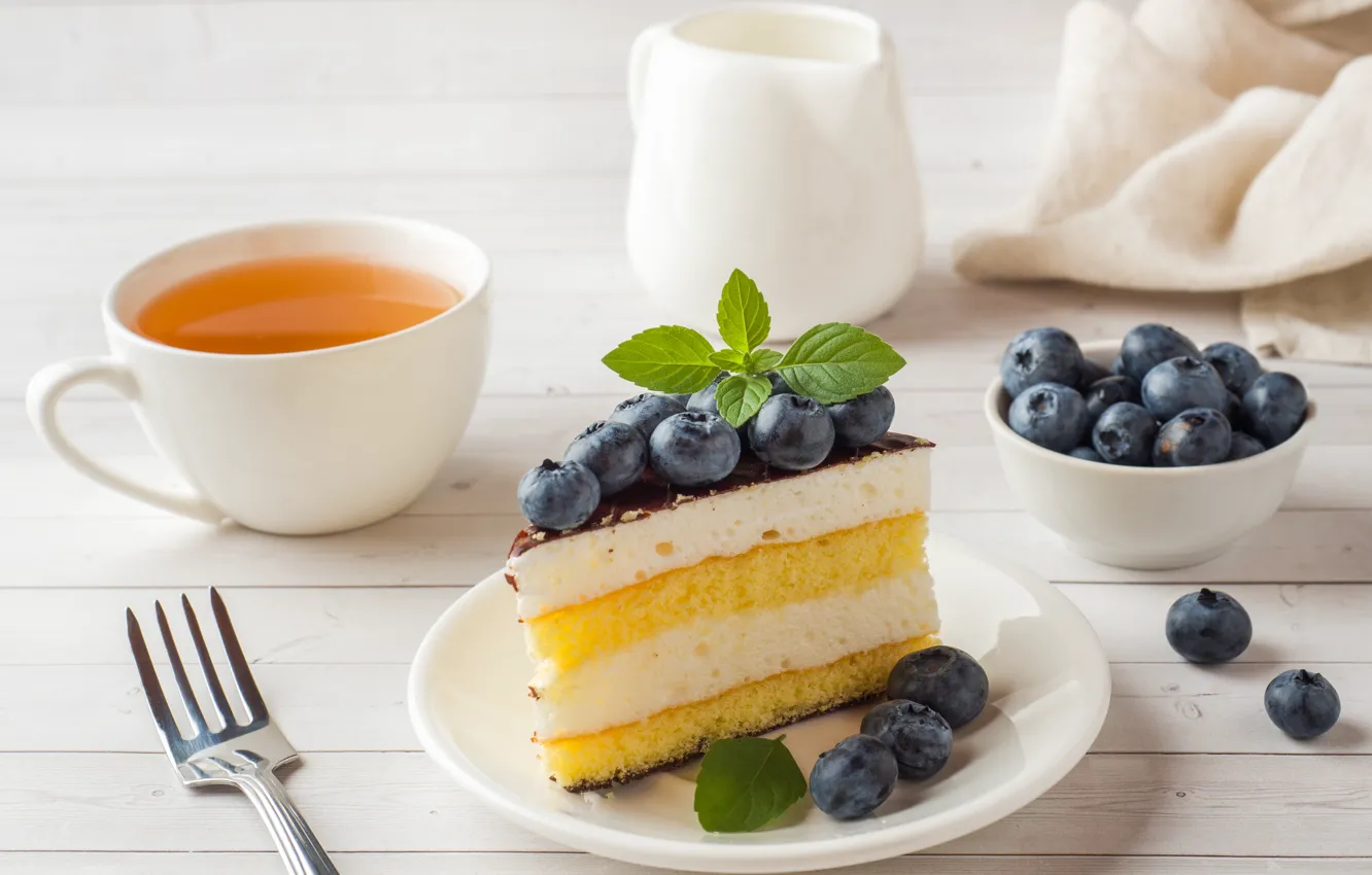 Photo wallpaper berries, cake, cream, biscuit, a piece of cake, souffle