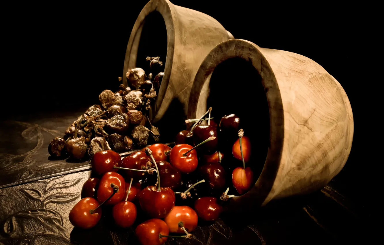 Photo wallpaper cherry, reflection, berries, ripe, rot