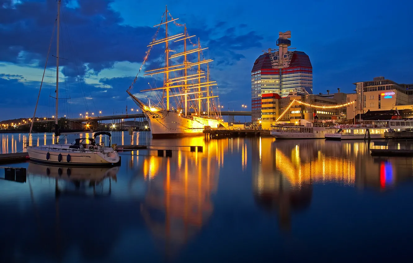 Photo wallpaper night, lights, ship, sailboat, yacht, Sweden, harbour, Gothenburg