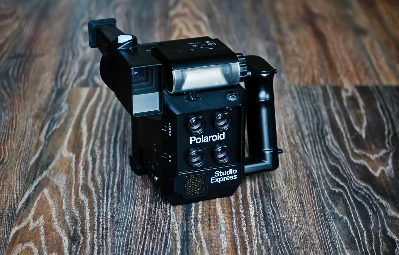 Photo wallpaper camera, England, Polaroid