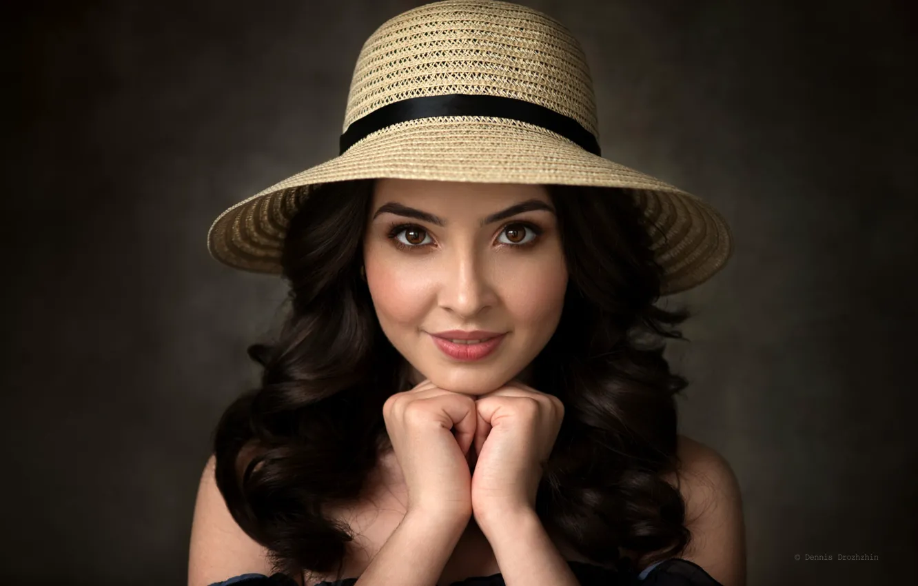 Photo wallpaper look, face, pose, smile, background, model, portrait, hat
