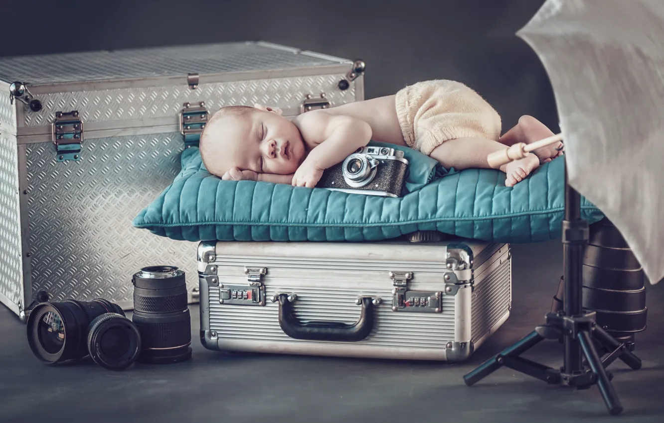Photo wallpaper Children, Sleeping, The camera, Suitcase, Child, Baby