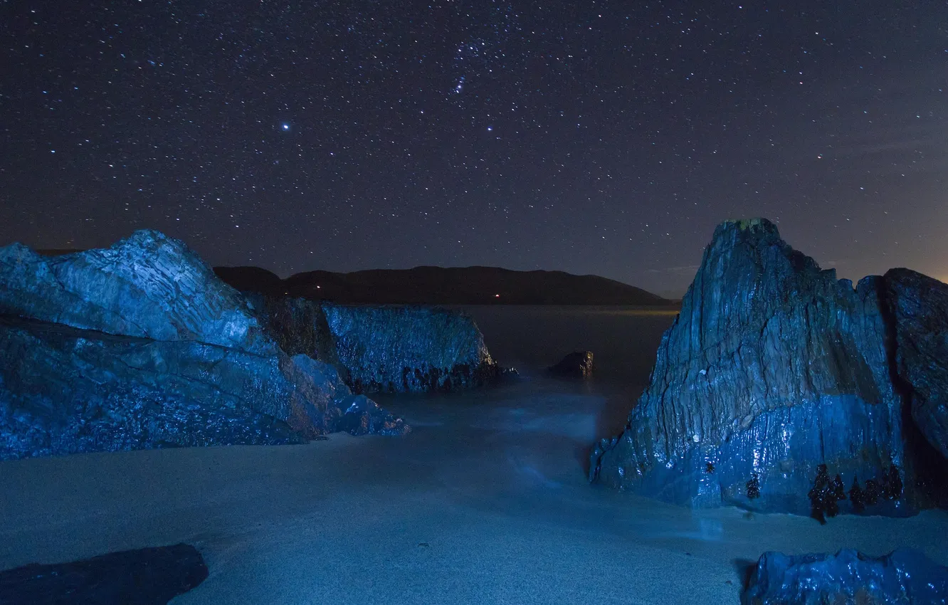 Photo wallpaper sea, the sky, stars, light, night, stones, rocks