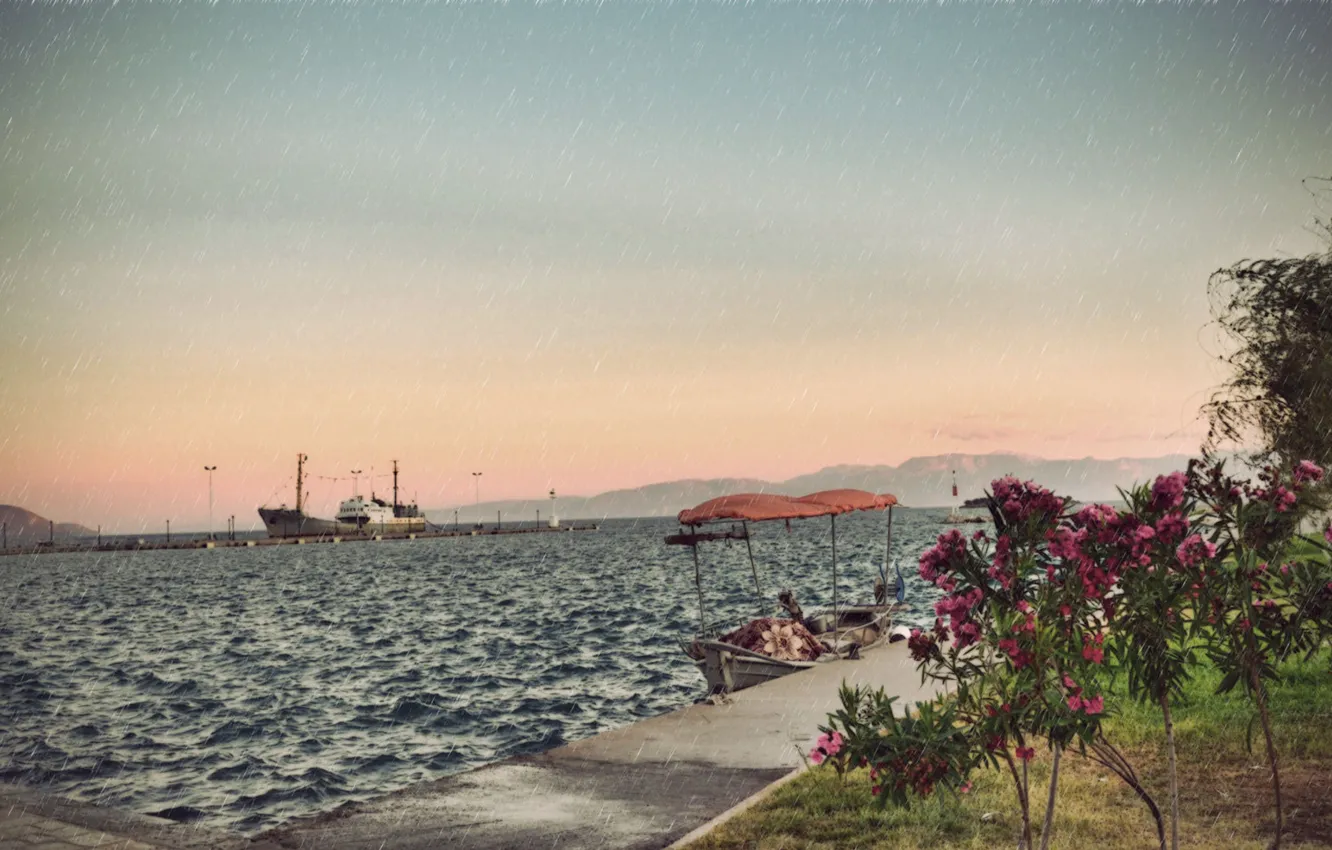 Photo wallpaper rain, sea, ship, boat, Marina, rain on the bay